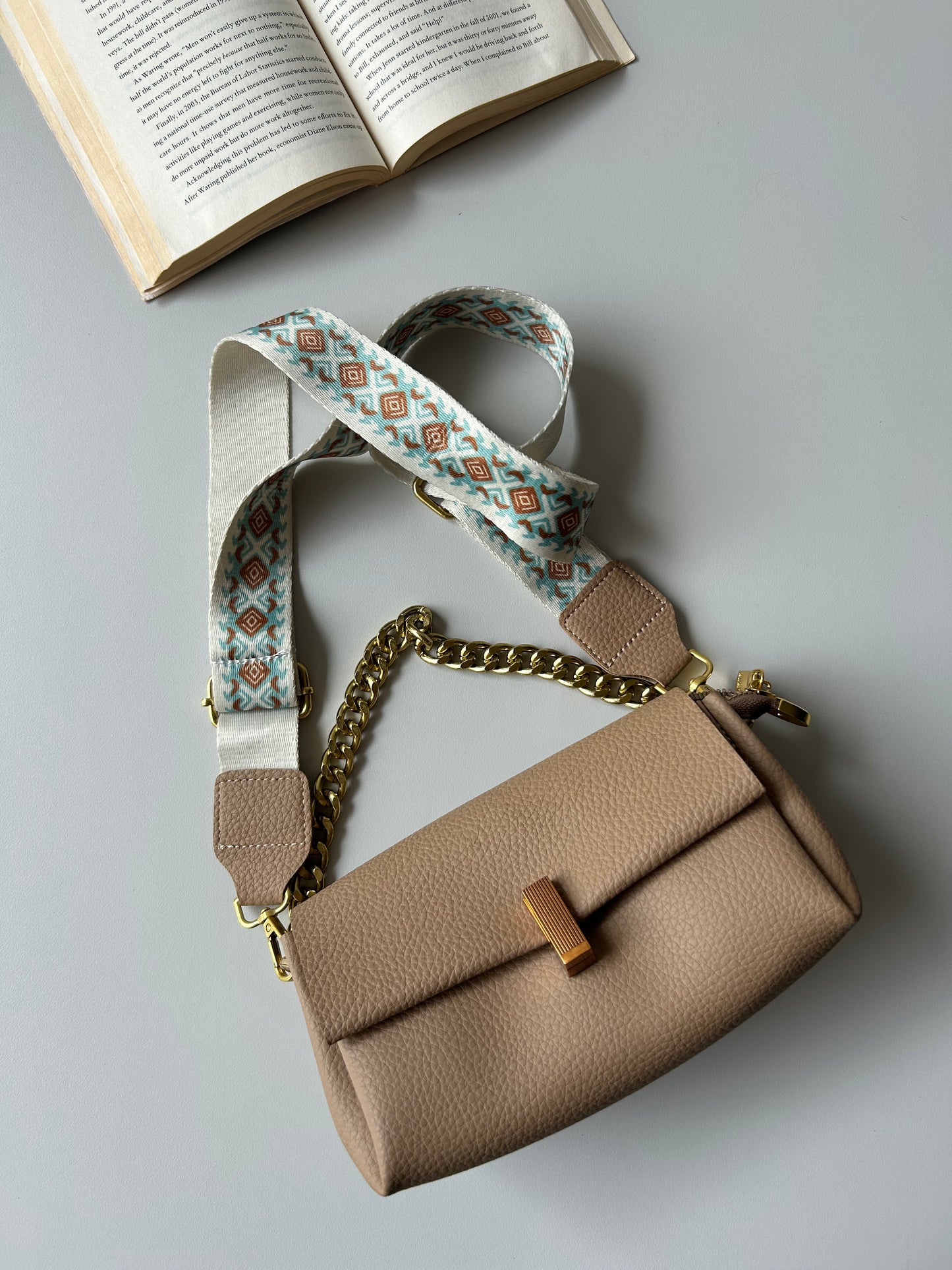 Lara Crossbody Bag