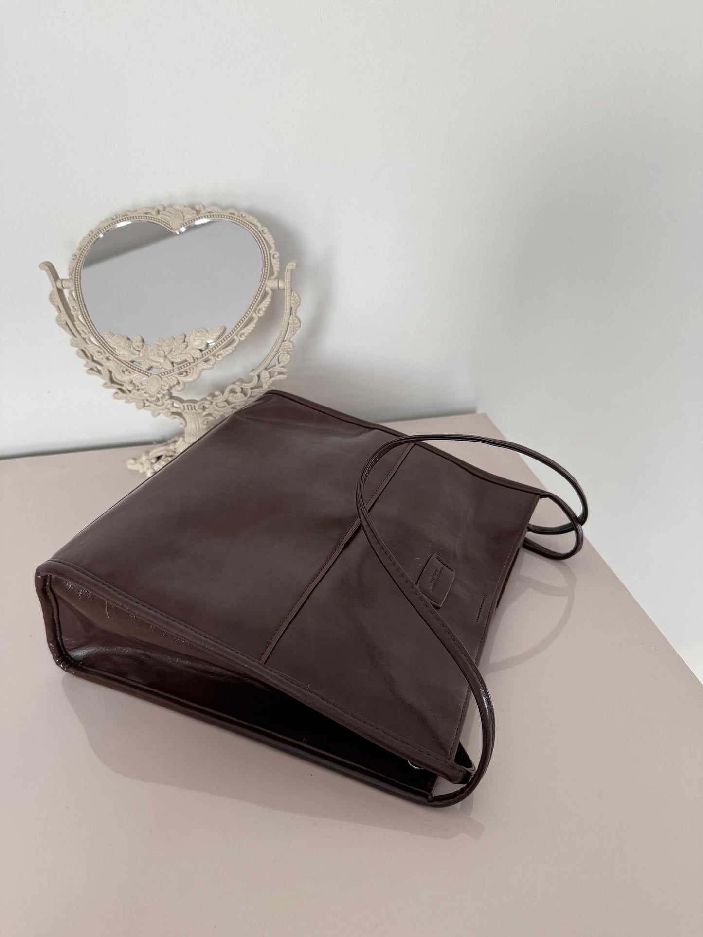 Elina Hobo Bag