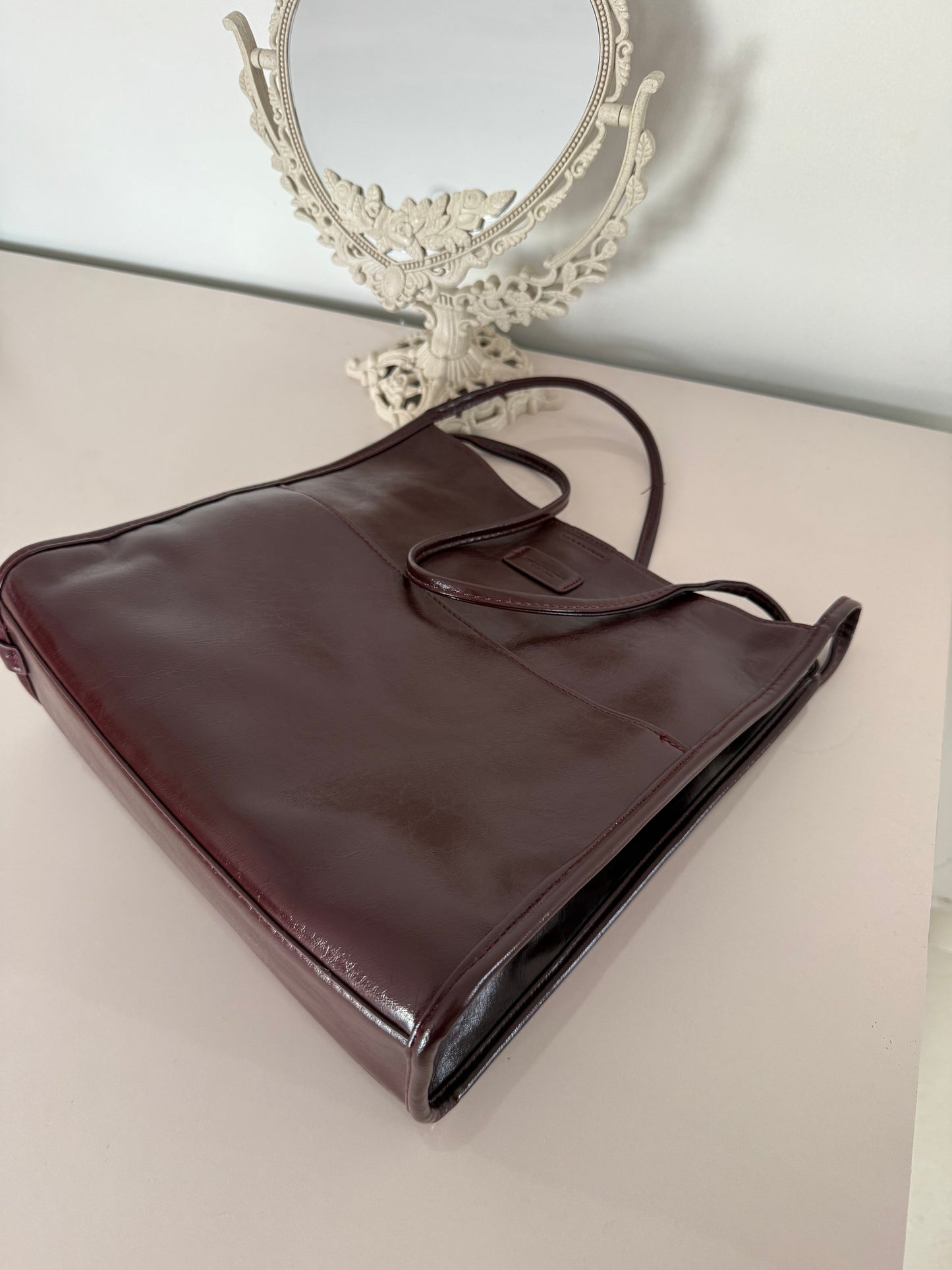 Elina Hobo Bag