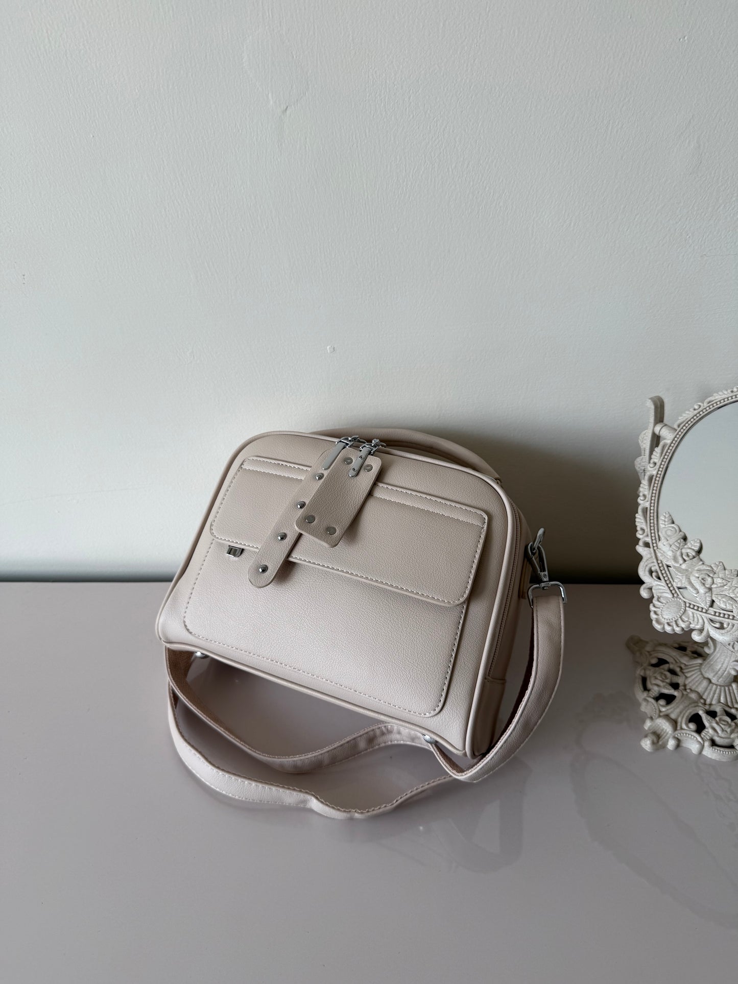 Ciana Crossbody