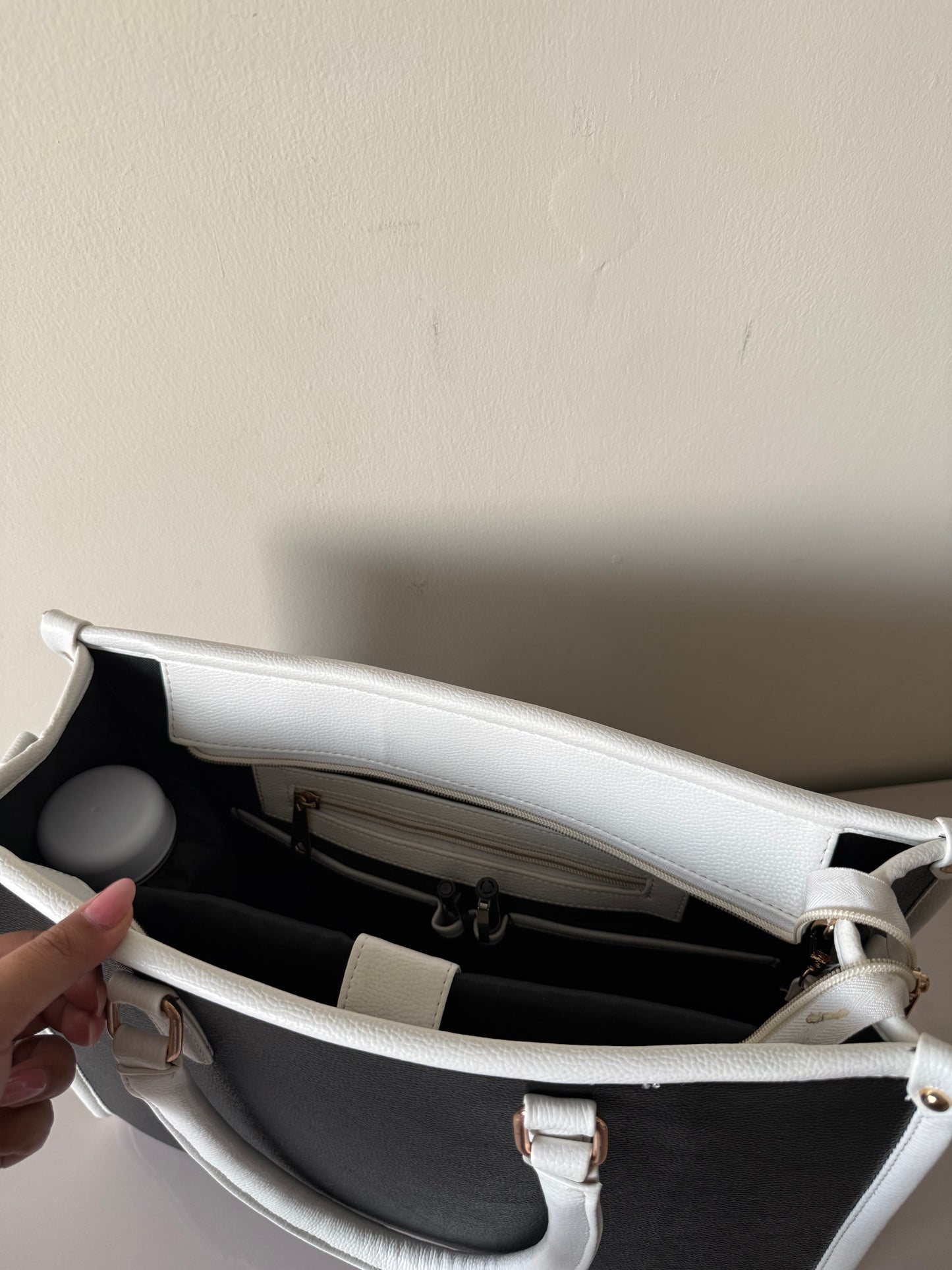 The Timeless Tote