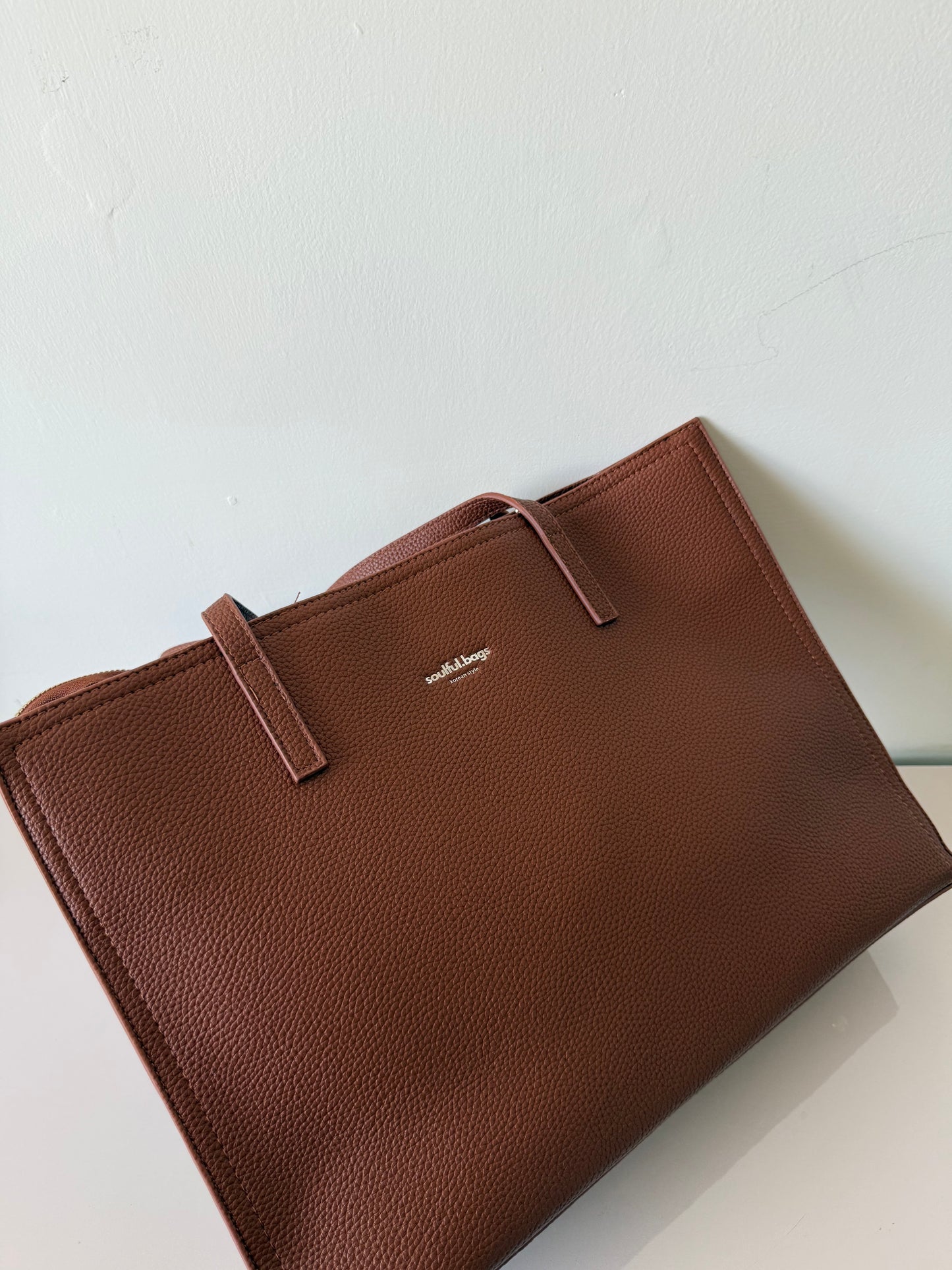 Aura Office Tote