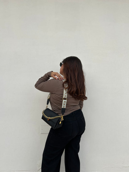 Lara Crossbody Bag