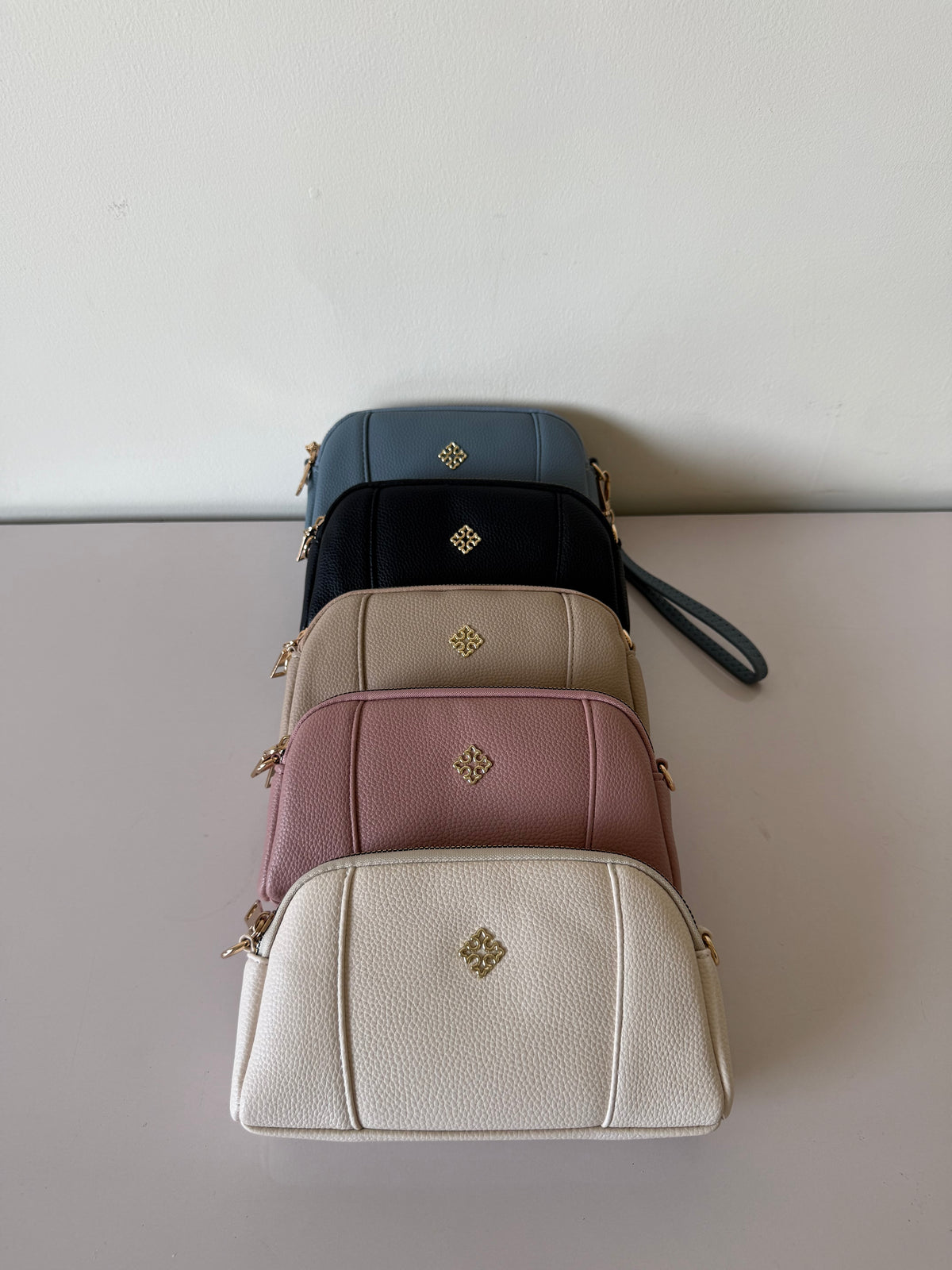 Luna Wallet Sling 2.0