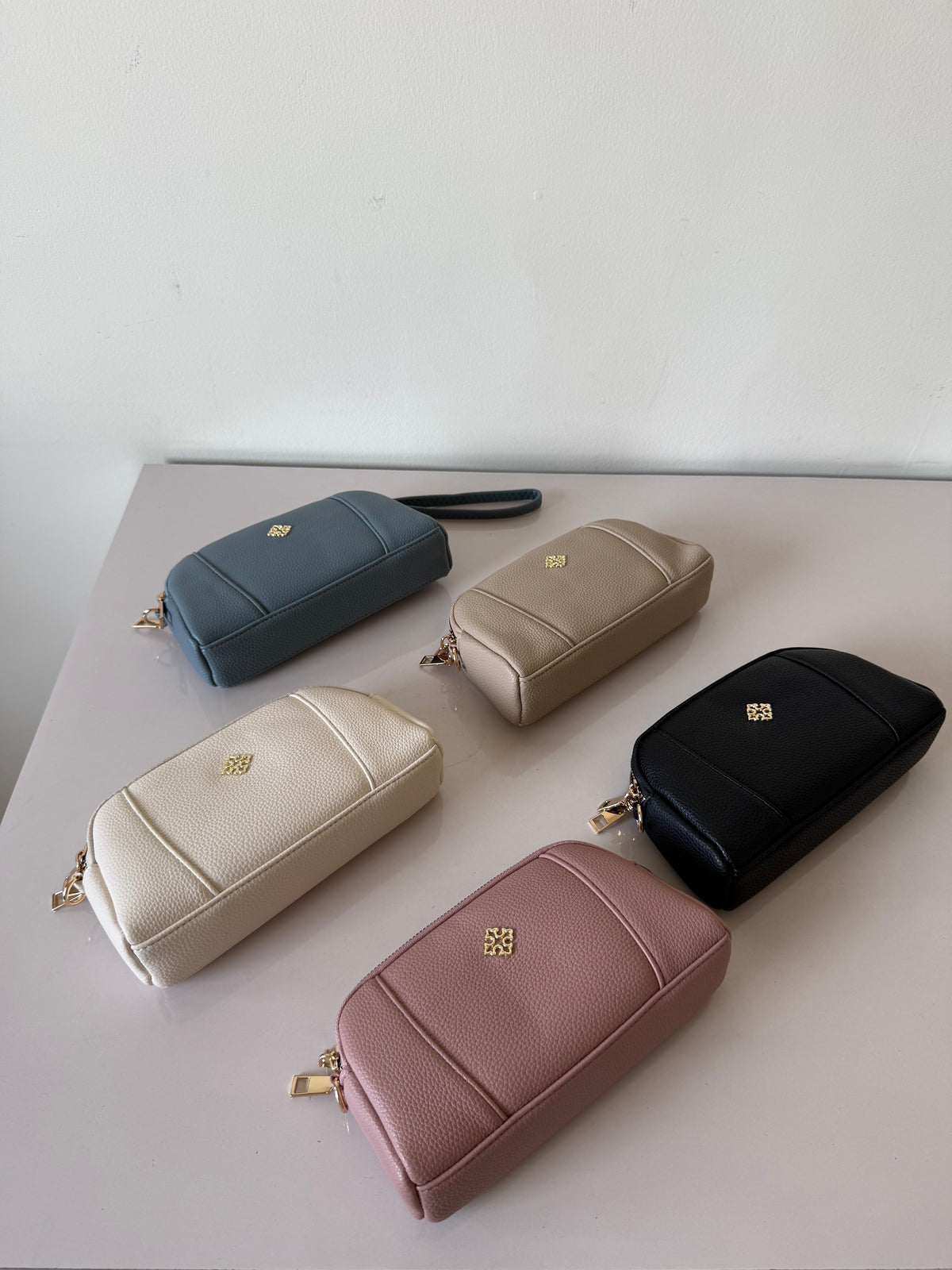 Luna Wallet Sling 2.0