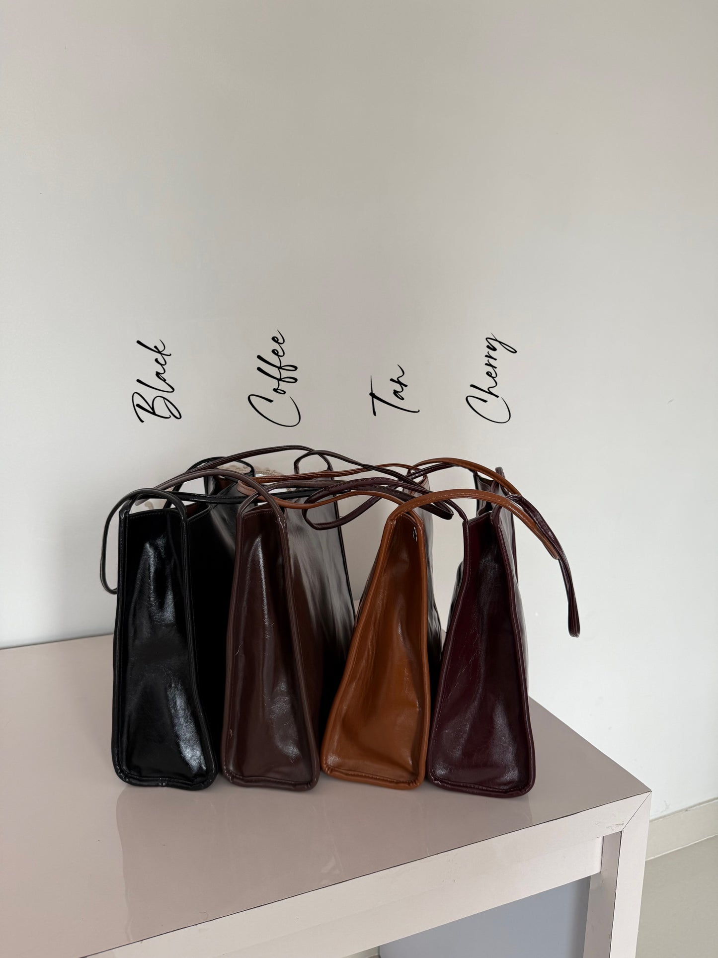 Elina Hobo Bag